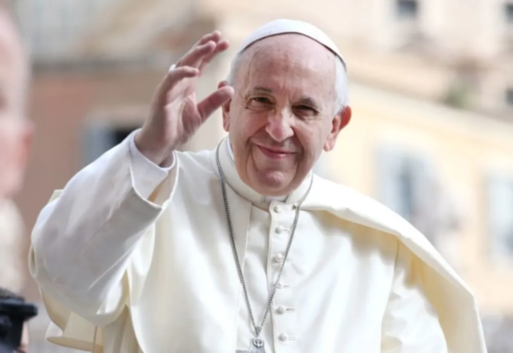 STAREA DE SĂNĂTATE A PAPEI FRANCISC ESTE STABILĂ, ANUNȚĂ VATICANUL 