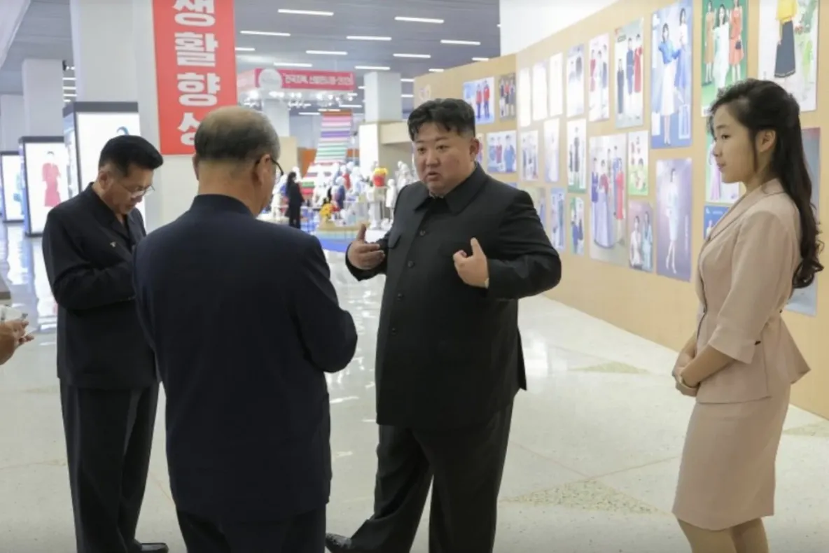 Noi imagini cu liderul nord-coreean Kim Jong Un, după zvonurile privind moartea sa