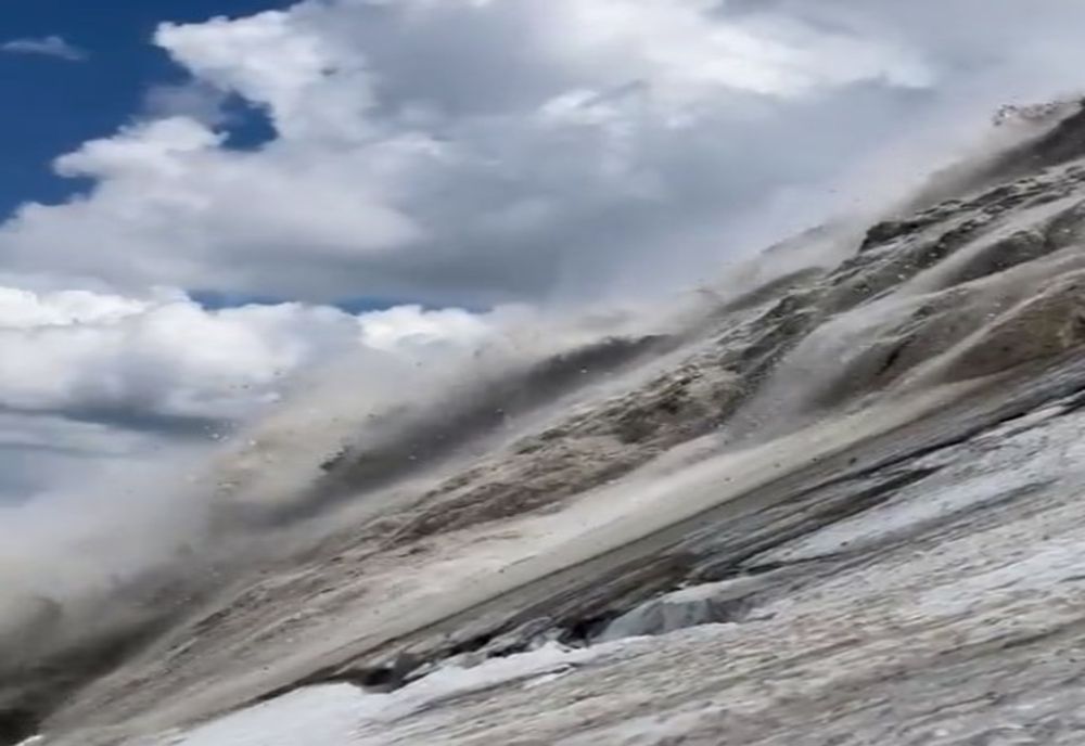 Avalanșă în Alpi: Cel puțin 6 morți și 9 răniți / Printre victime se află și români