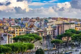 Elevă, salvată de polițiști în Roma după ce s-a rătăcit. Profesorii au fost găsiți printr-un mesaj pe TikTok