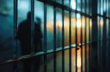 Român de 26 de ani, găsit mort într-o închisoare din Italia. Parchetul anchetează cazul