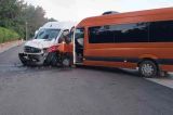 Șase români, răniți într-un accident cu microbuze turistice în Antalya