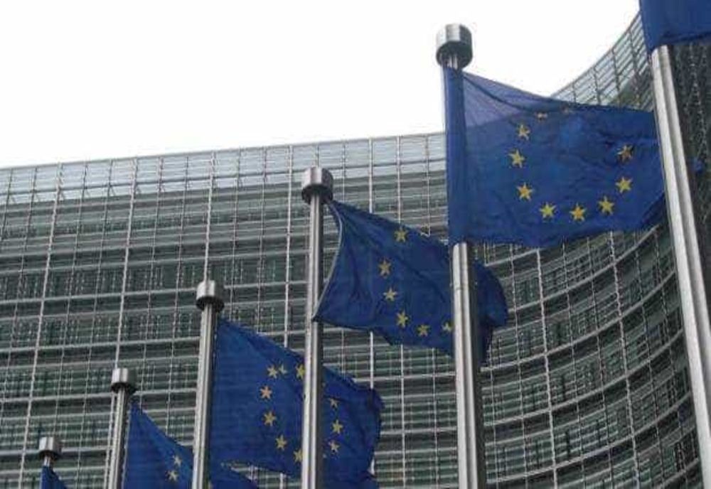 SUMMIT CHINA-UE: LIDERII EUROPENI VIZITEAZĂ BEIJINGUL PENTRU A REDUCE TENSIUNILE COMERCIALE