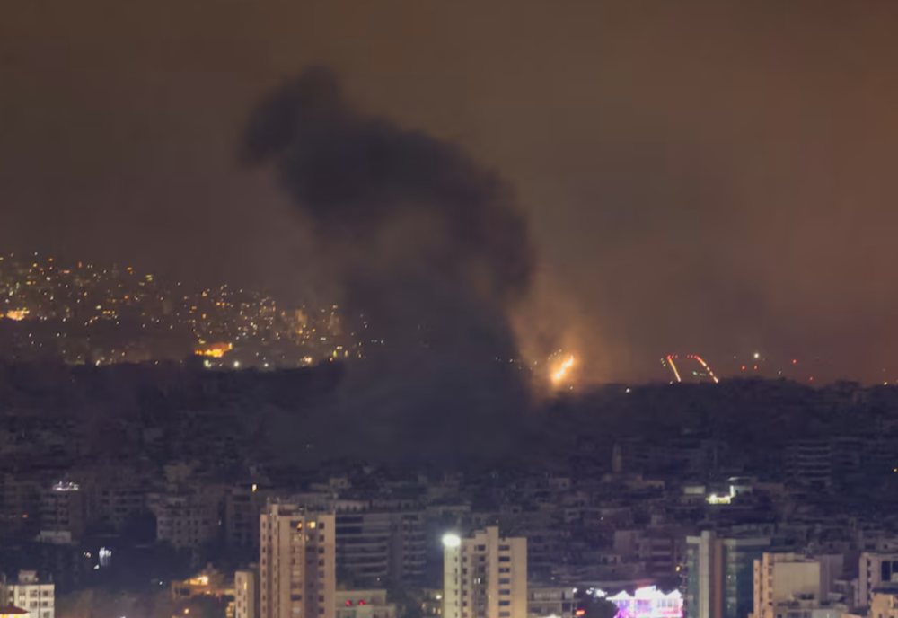 HEZBOLLAH A LANSAT RACHETE CĂTRE O BAZĂ MILITARĂ ISRAELIANĂ LÂNGĂ TEL AVIV 