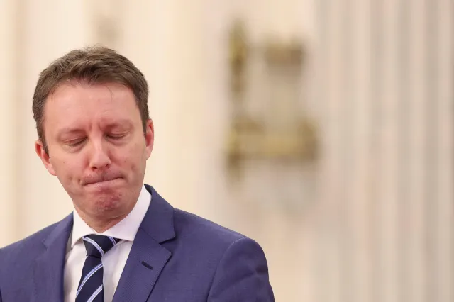 SURSE Guvernul Mureșan a picat la votul din Parlament. Ar fi obținut mai puține voturi decât guvernul Veștea