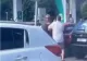 Rușii au ajuns să se ia la bătaie în benzinării. Criza carburanților ia amploare, șoferii stau la cozi kilometrice