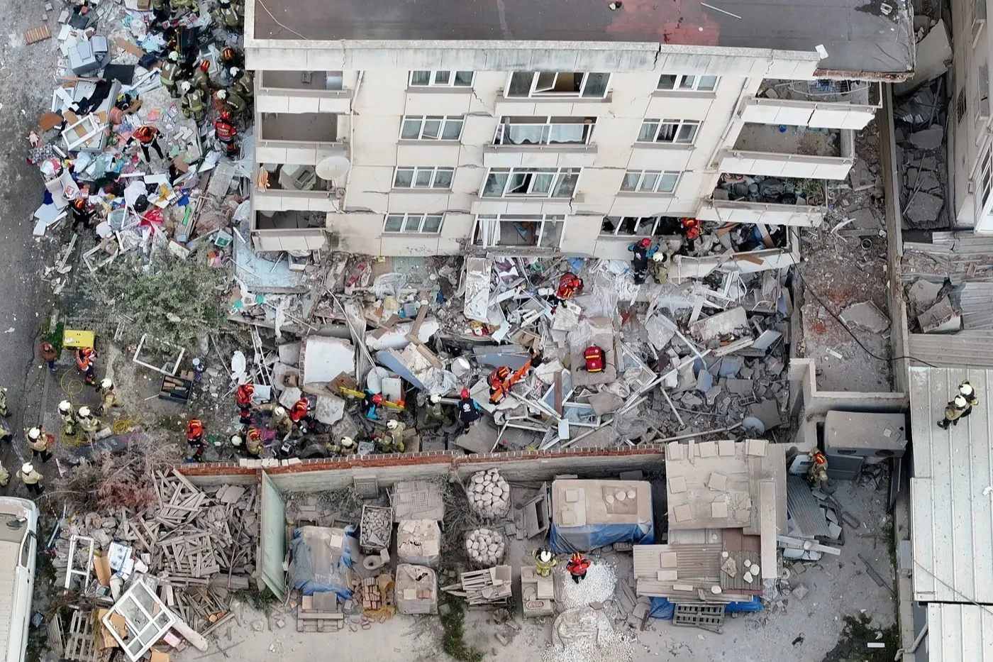Bloc prăbușit la Istanbul (Profimedia)